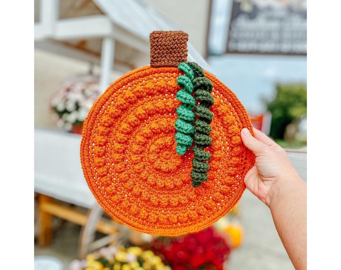 Crafty Pumpkin Wall Hanger