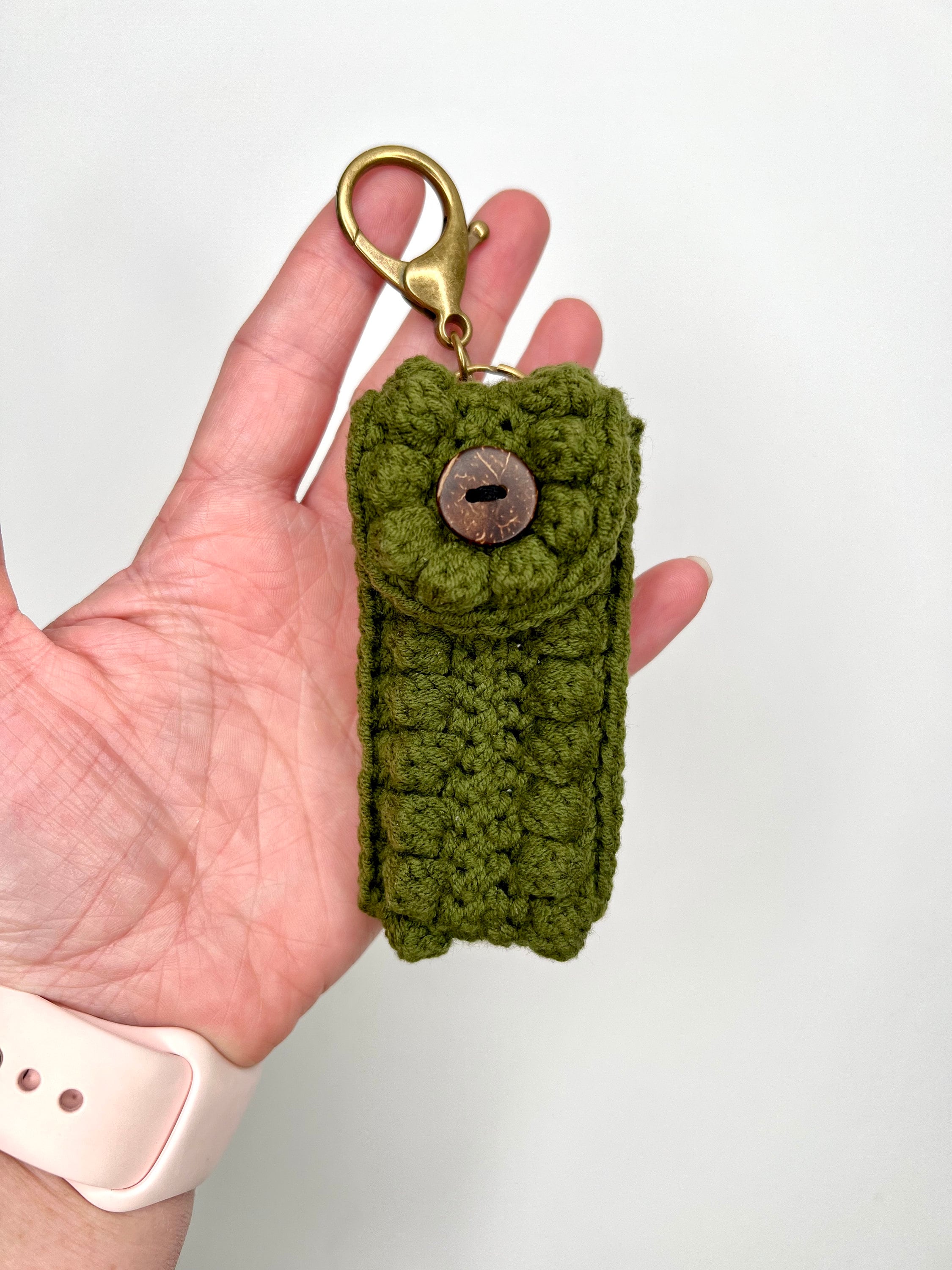 Essential Oil Roller Keychain- Free Crochet Pattern - A Crafty Concept