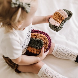 Crochet Rainbow Baby Rattle Pattern, Crochet Baby Rattle Pattern, Crochet  Rainbow Baby Gift, Crochet Baby Shower Gift, Crochet Baby Toy -  Canada