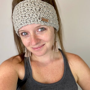 CROCHET Headband Pattern, Crochet Headband For Women, Girls Crochet Headband Pattern, Crochet Ear Warmer Pattern, Crochet Earwarmer Pattern image 3