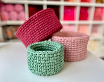 Crochet Nesting Baskets: Learn How to Make Your Own Set of Nesting Baskets with Step-by-Step Instructions and Photos - Beginners Guide