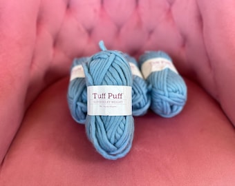 Sky Blue Knit Picks Tuff Puff Super Bulky Yarn