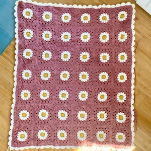 Crochet Flower Granny Square Blanket Pattern, Flower Blanket Pattern, Crochet Flower Afghan, Crochet Blanket Pattern, Crochet Floral Blanket image 2