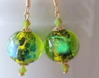BOUCLES D'OREILLES en perles de verre de MURANO authentiques dichroiques sur crochets d'oreilles en gold filled.