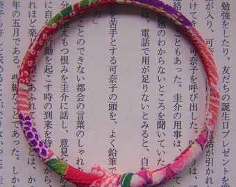 Pulsera de tela de kimono japonés: joyería minimalista ajustable