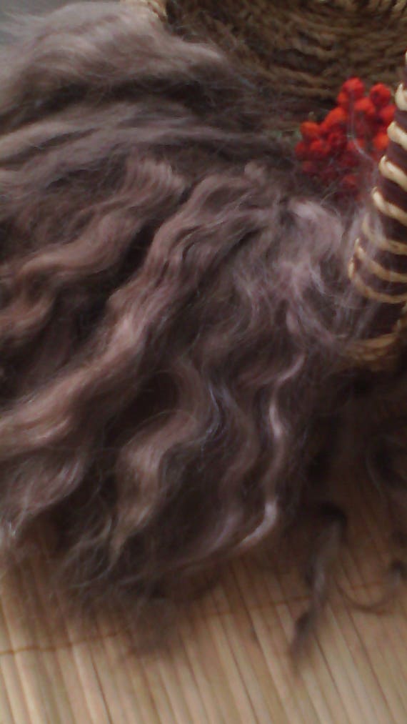 Premium mohair for doll hair. The color is chocolate Etsy