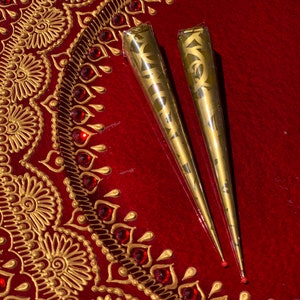 TWO HENNA CONES // all natural, hand made henna cones // henna paste // natural henna // henna art // mendhi // mehndi image 1