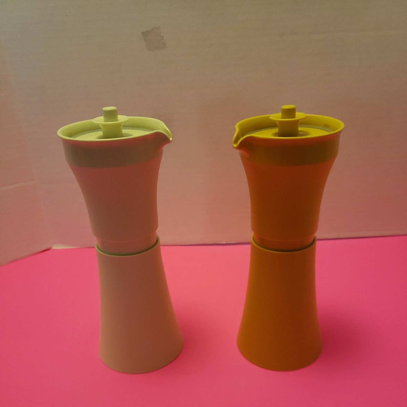 Vintage TUPPERWARE Salad Dressing Containers Lot Of 2 Push Etsy
