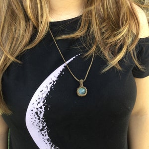 Labradorite  Macrame Pendant, Healing Gemstone  Macrame Necklace,