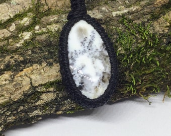 Dendritic Agate Necklace, Dendrite Macrame Pendant, Black and White Pendant, Healing Stone