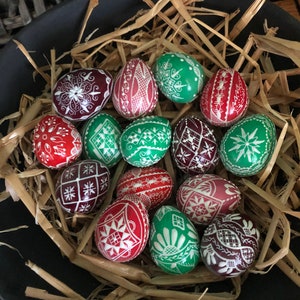 Set of 15 Quail Easter eggs,Easter eggs,Real Easter eggs,Painted Easter eggs,Quail eggs