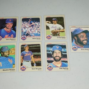 1983, New York Mets, Mixed lot of Fleer Cards, Rookie Gary Rajsich and more