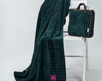 Manta de viaje de felpa verde esmeralda en bolsa: manta de terciopelo