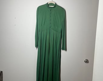 RODRIGUES Vintage c.1970's Green Knit Long Sleeve | High End 70's Maxi Dress | Modest Long Prairie Dress | Boho Hippie  UNION MADE