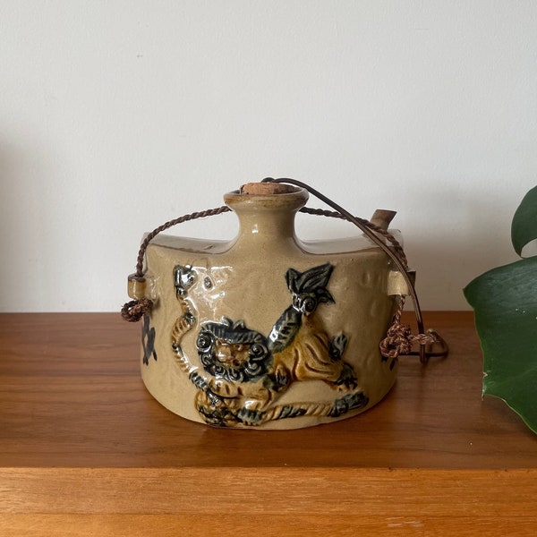 Vintage Japanese Hip Flask Okinawa | Foo Dog | Sake Flask  | Dachibin Jug