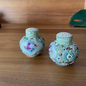 Vintage MCM 1950's Nippon Moriage Salt and Pepper Shakers | Ornate Shakers