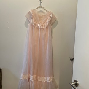 SHADOWLINE Vintage MCM 1960's-1970's  Shadowline Peignoir Set | |Nightgown & Robe Ensemble Peachy Pink Nylon Chiffon Lace Floral Embroidery