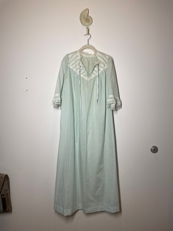 Vintage HANDMADE 1970's Pale Blue Nightgown XL | … - image 1