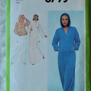 Size 10 12 UNCUT Vintage 1970s Simplicity 8793 Sewing Pattern Misses Hooded Sweatshirt Long Robe Bust 32.5&quot; Half Zip Leisure Wear Lounge War