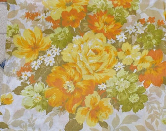 Vintage Challis Stoff: Gelbe, Senfgelbe und Grüne Blumen - Meterware