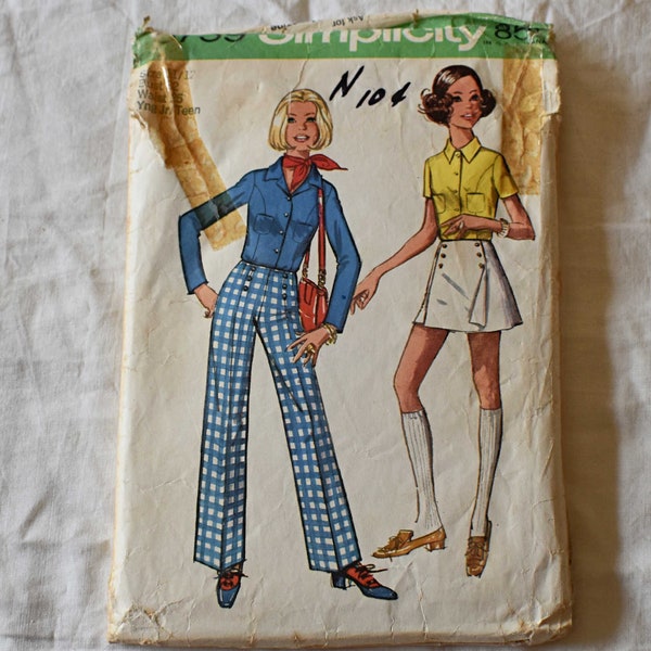 Size 11 12 Vintage 1970s Simplicity 3759 Sewing Pattern Junior Misses Large Pointed Collar Shirt Blouse Skort Pants Skooter Skirt bust 32"