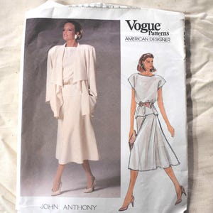 Maat 14, jaren 80 Vogue 1387 Amerikaans designer naaipatroon, losse blouse, rok, jas, John Anthony ontbreekt