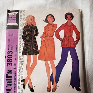 Maat 12, jaren 1970 McCalls 3803 naaipatroon, mist top, mini-jurk, wijd uitlopende broek, buste 34