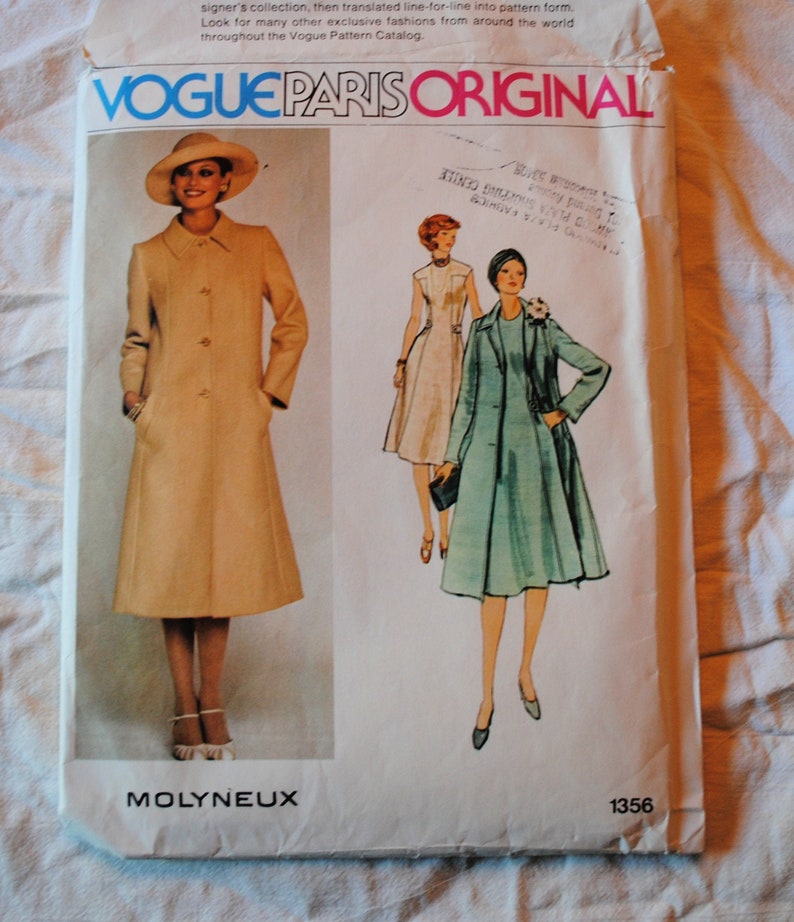 Size 14 Vintage 1970s Vogue 1356 Sewing Pattern Misses image 0