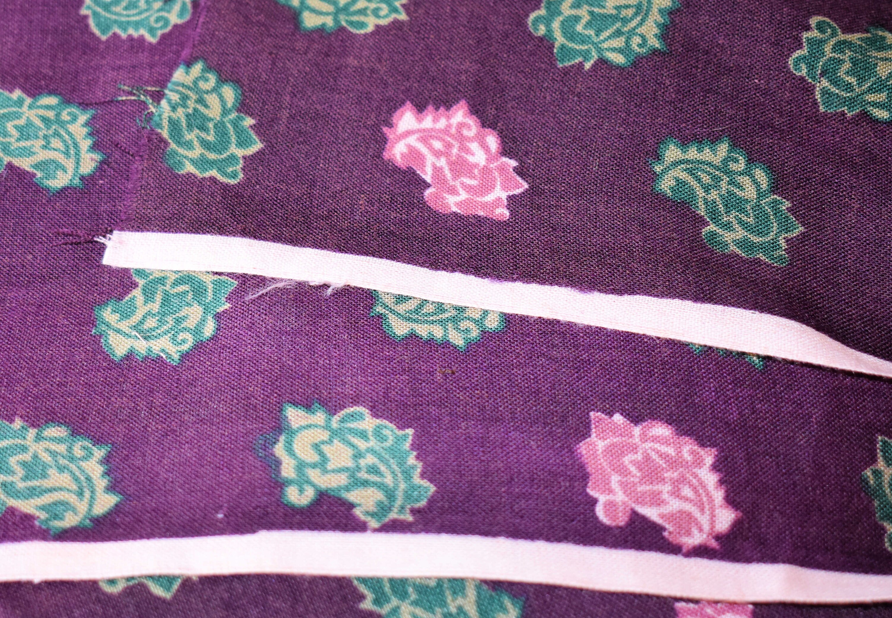 Boutique Deep Purple, Fabric