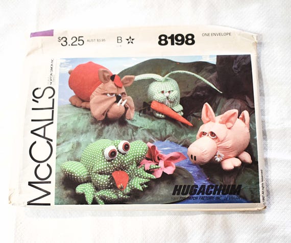 UNCUT 1980s Mccalls 8198 Sewing Pattern, Stuffed Animals, Rabbit