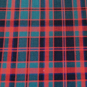 Unbenutzte Vintage Stoff-Wollmischung Karo in Scharlachrot Waldgrün Schwarz und Marineblau Webstoff