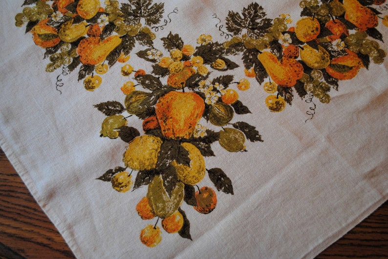 Unused New Vintage 1960s Designer Luther Travis Orange Rectangle 47 X 50 Fallani and Cohn MCM Linen Table Cloth Olive Yellow