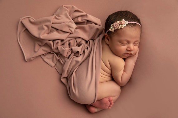 stretchy baby swaddle