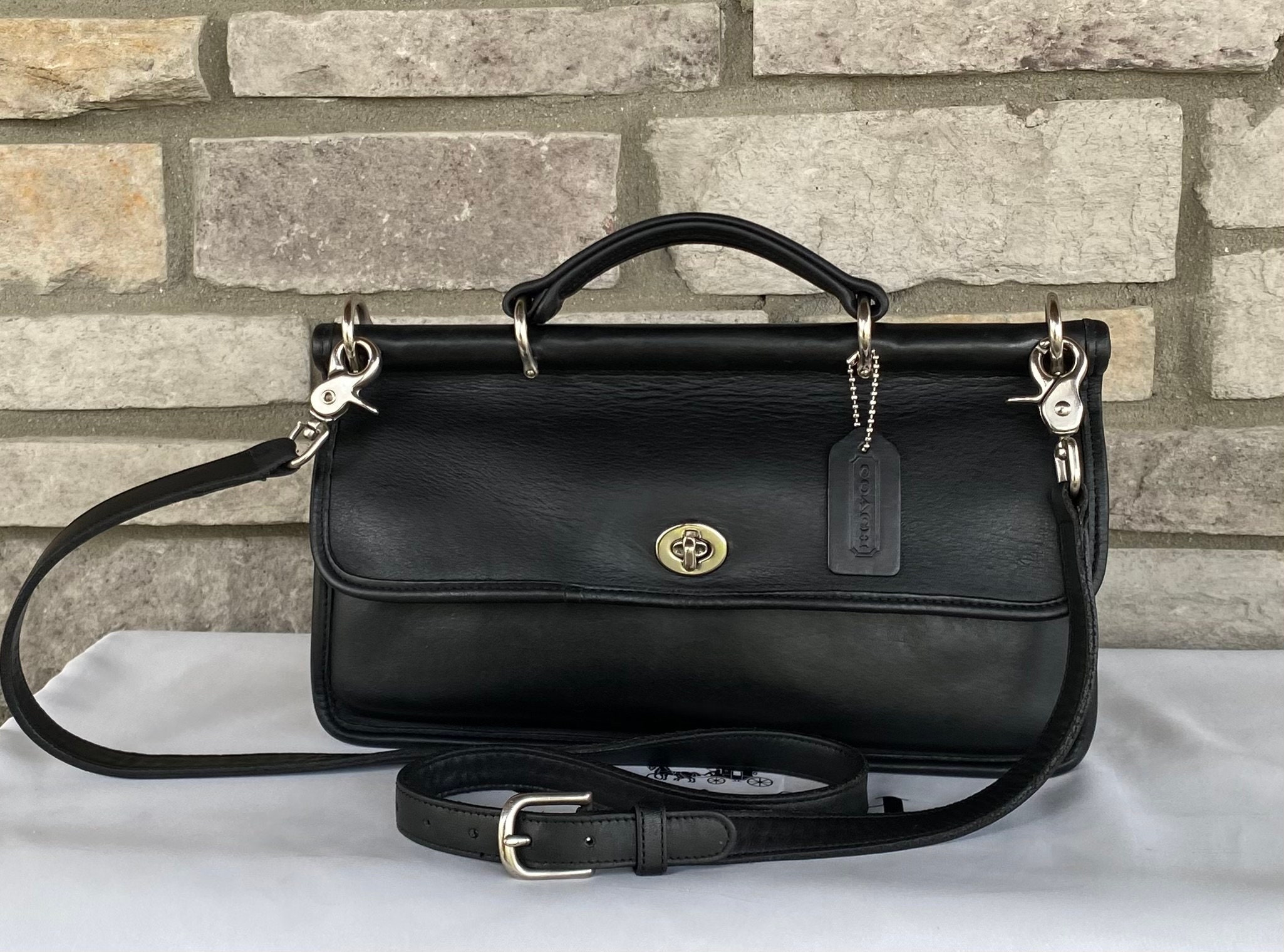 Vintage Coach Black Leather Nickel Hardware City Willis 9153