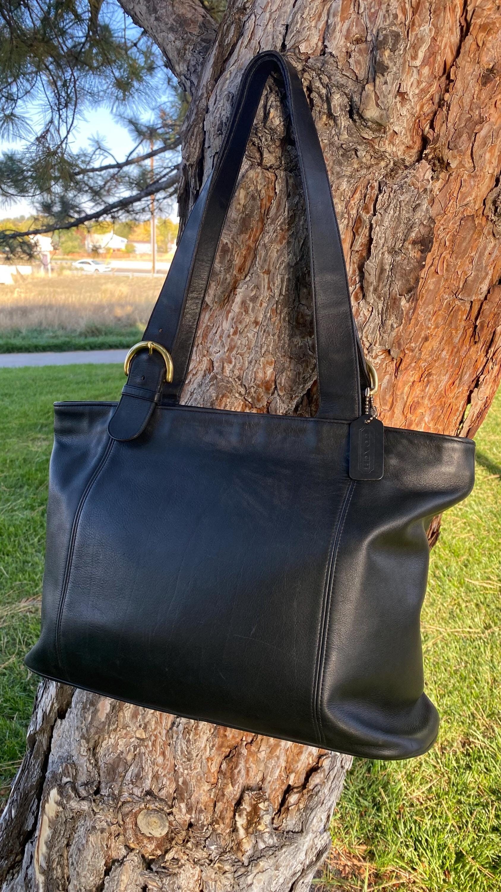 Coach Vintage Black Soho Zip XL Tote Carryall Bag / Coach Coach Vintage Black Soho Zip XL Tote Carryall Bag / Coach