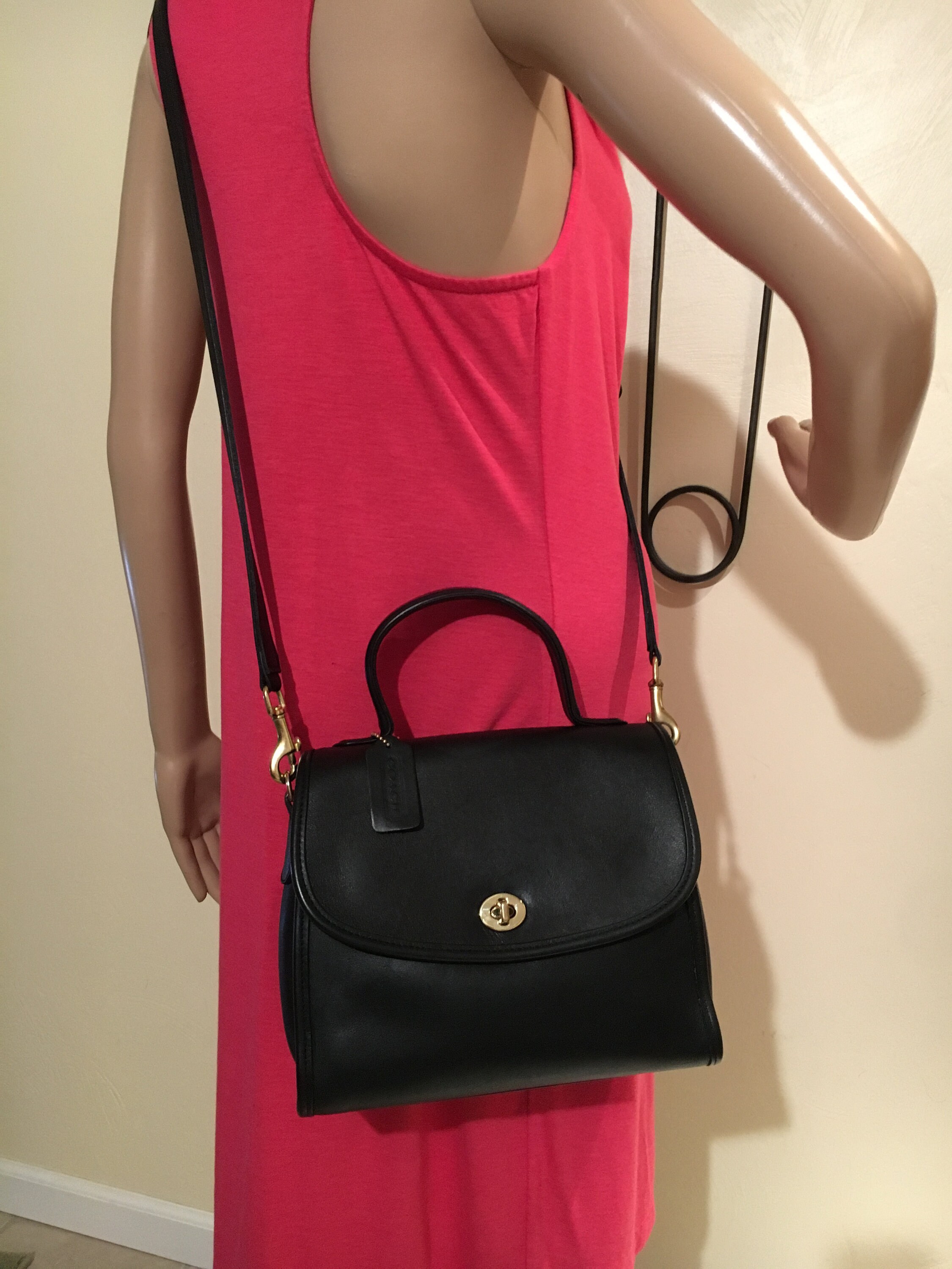 Coach manor bag new arrivals