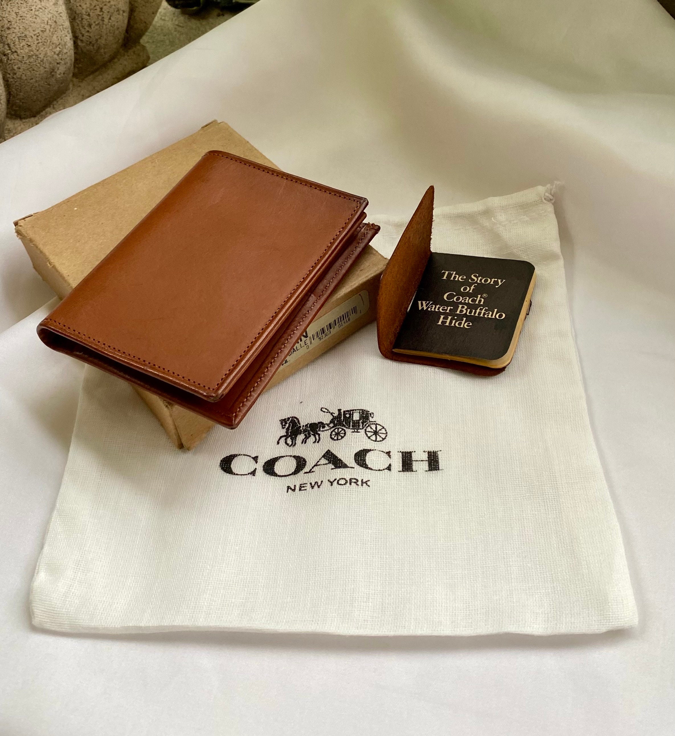 Coach wallet new york hotsell