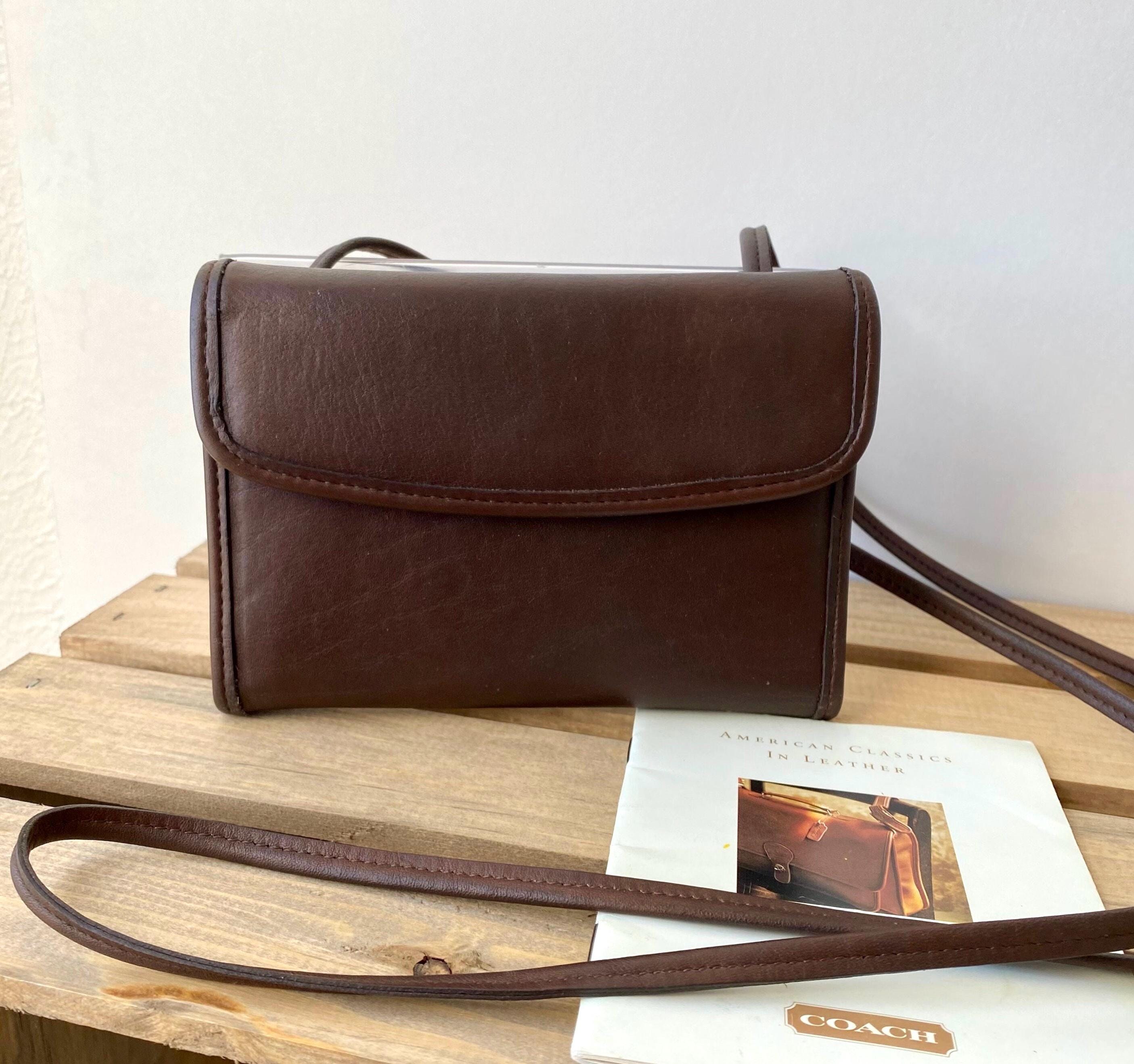 バッグ Vintage Coach Leather Shoulder Wallet Vintage Coach Brown Leather Swing Wallet Crossbody Shoulder Bag