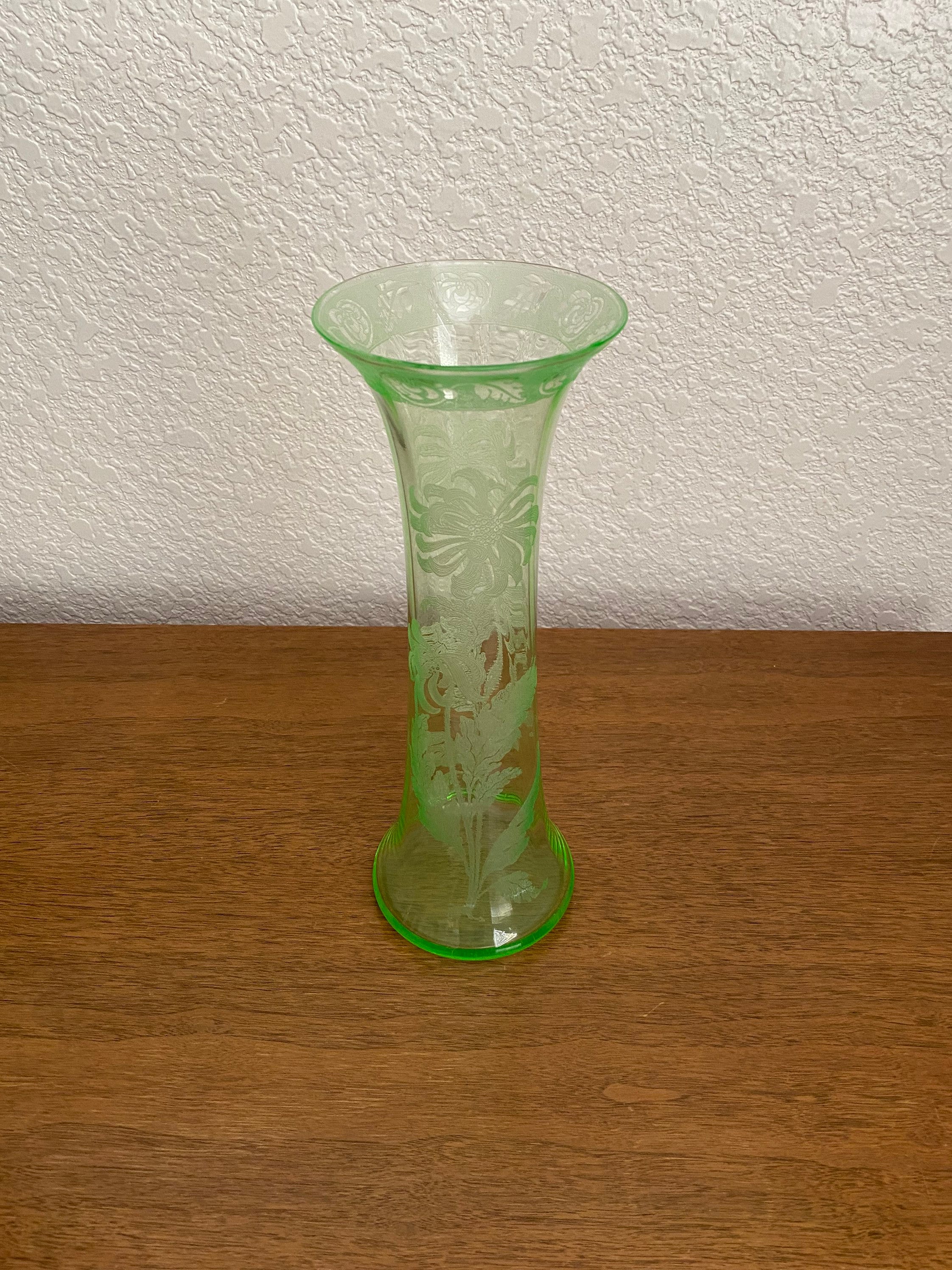Wonderful Cambridge Glass Vase With Chrysanthemum Etching and Etsy