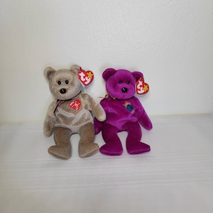 Signature 1999 / 2000 Beanie Babies Bears