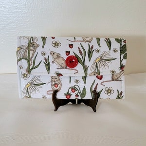 Cartera de acordeón de ratón de fresa hecha a mano
