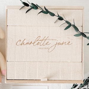 Custom Girl Keepsake Box - 3 Sizes Available - Choose Your Font || Baby Shower Gift, Personalized Baby Keepsake Box, Gift Idea For Baby