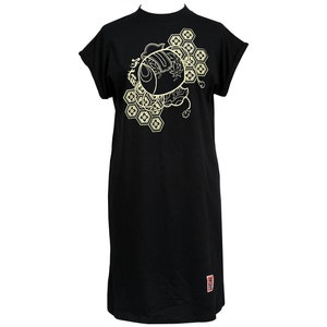 Women&#39;s Japanese Lucky Mallet Tattoo High Neck T-Shirt Dress