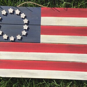 Small 13-Stared Distressed American Pallet Flag/ Flag of America/ American Flag /Wooden Pallet Flag/ Rustic Home Decor/ Patriotic