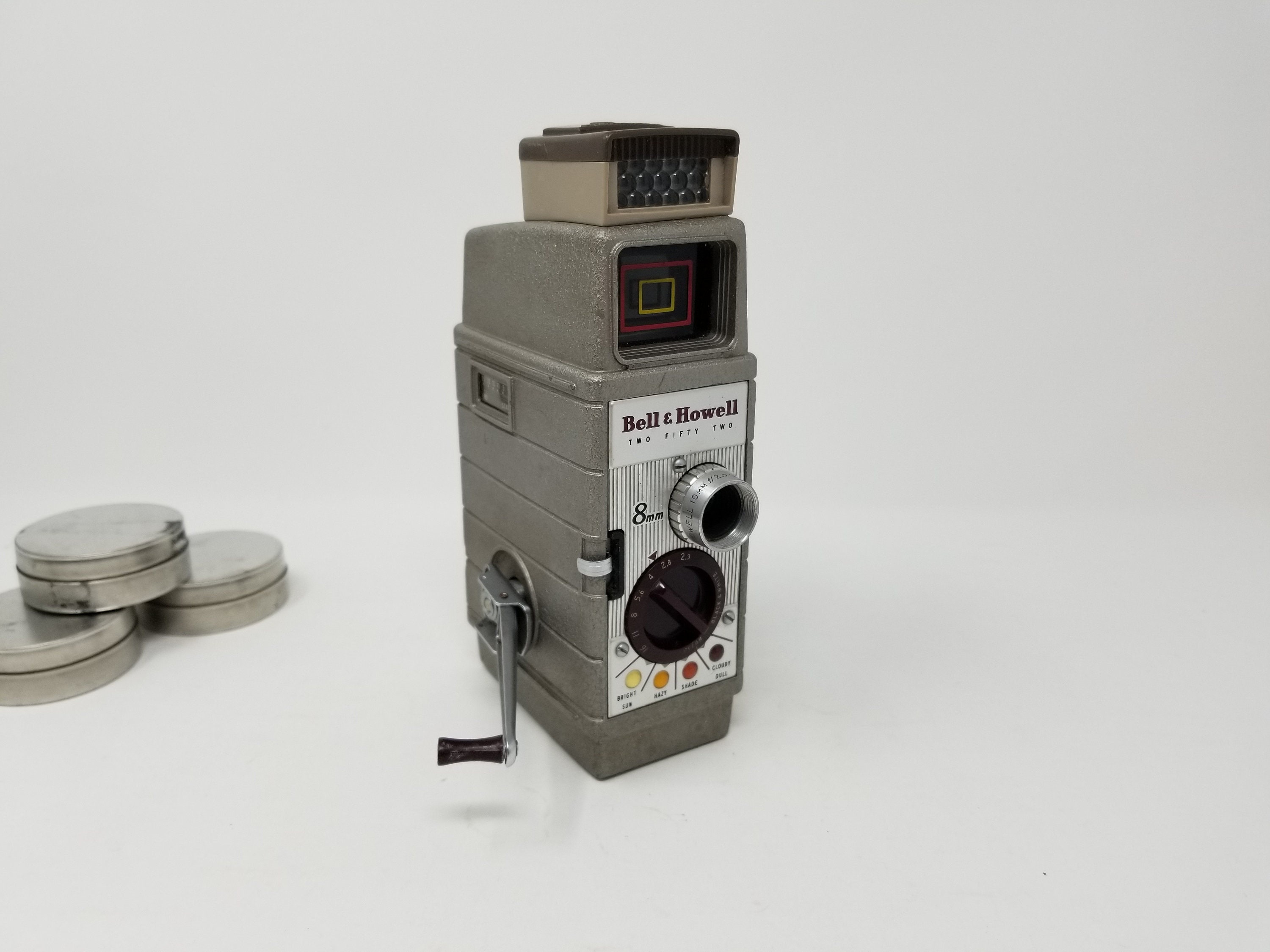 Bell & Howell Vintage Two Fifty Two 8mm Movie Camera ~ Mid