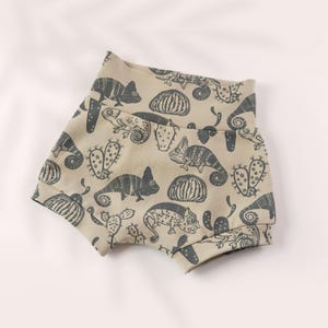 Bummies Sewing Pattern for Beginners – Easy Kids, Toddler & Baby Shorts Pattern – Boys and Girls Yoga Waist Bloomers – Sizes 1m–6y