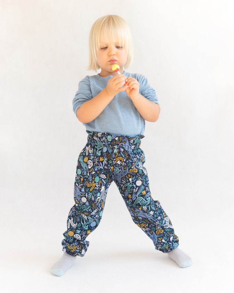 High waisted pants pattern, easy shorts pattern, bloomers sewing pattern PDF, kid sewing pattern up to 10 years imagem 2