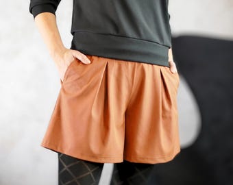 Easy to Sew Women's Wide Shorts PDF Sewing Pattern for Beginners Pleated Shorts with Elastic Waist Project Ideas Instant Download