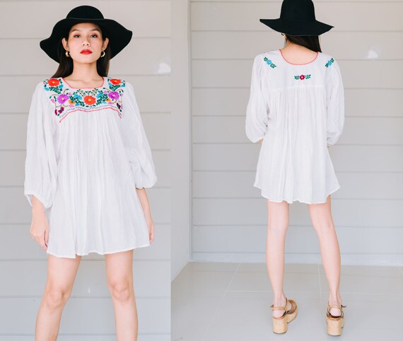 Vintage Mexican Hand Embroidered Blouse, Boho Vint