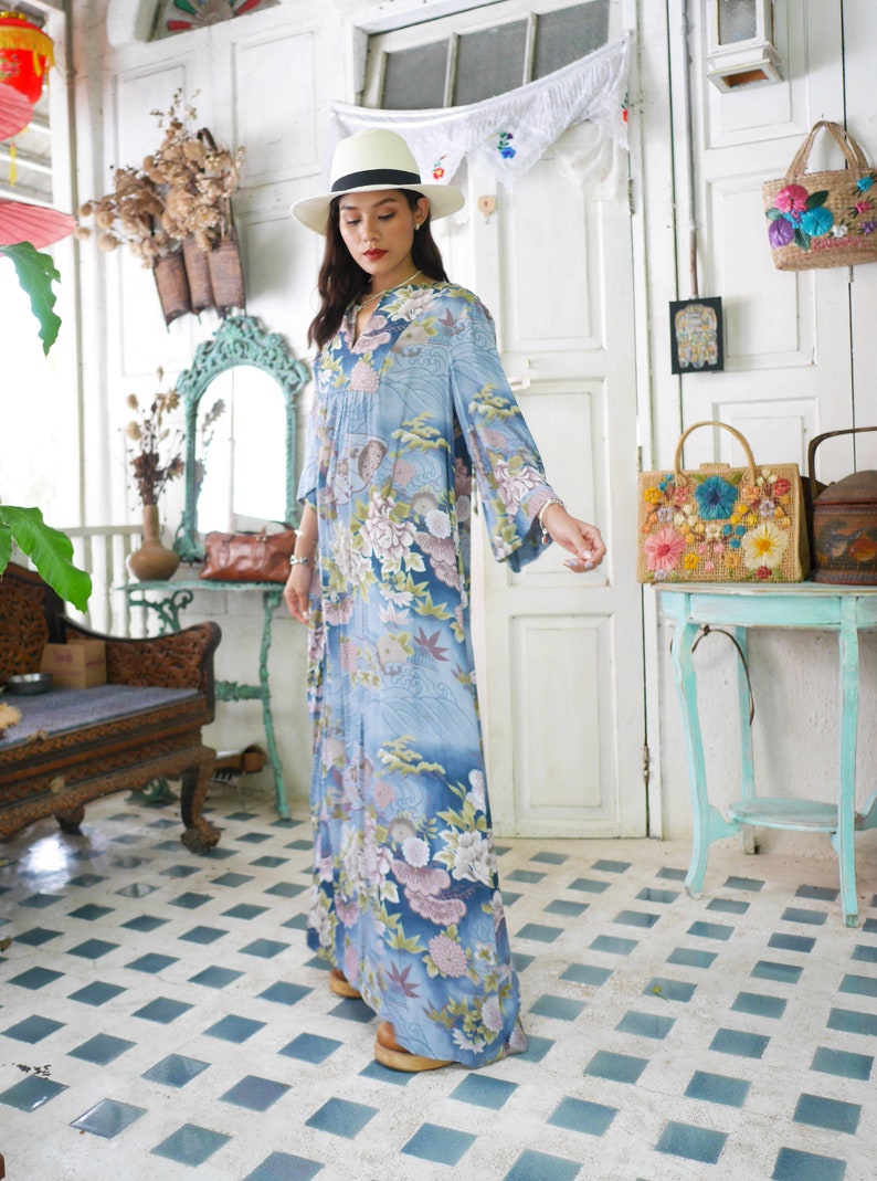 Vintage Hawaiian Maxi Dress, Tropical Print Hawaiian Dress image 5